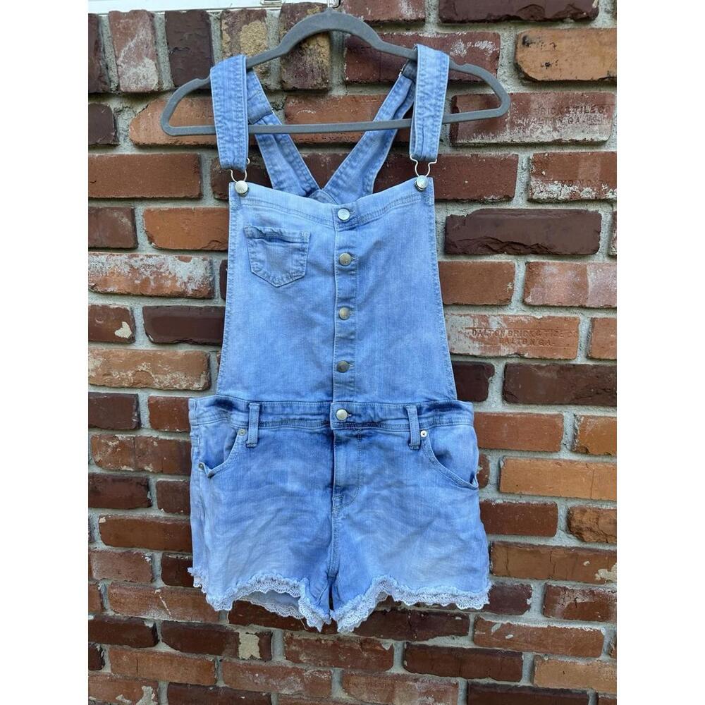 Mossimo  Shorts Overalls Size Medium Light Wash